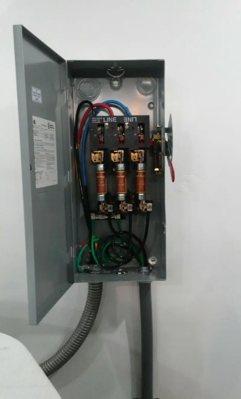 Three-phase disconnect switch installed for Electrical Wiring & Rewiring in Homosassa Springs